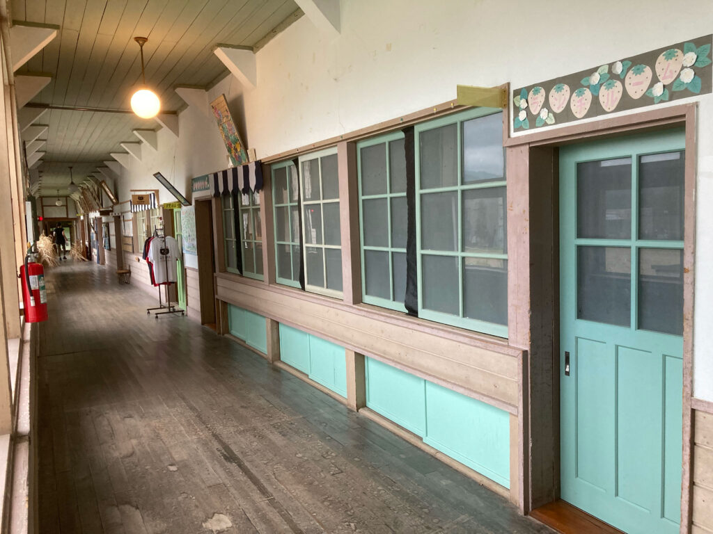 ノスタルジックな木造校舎